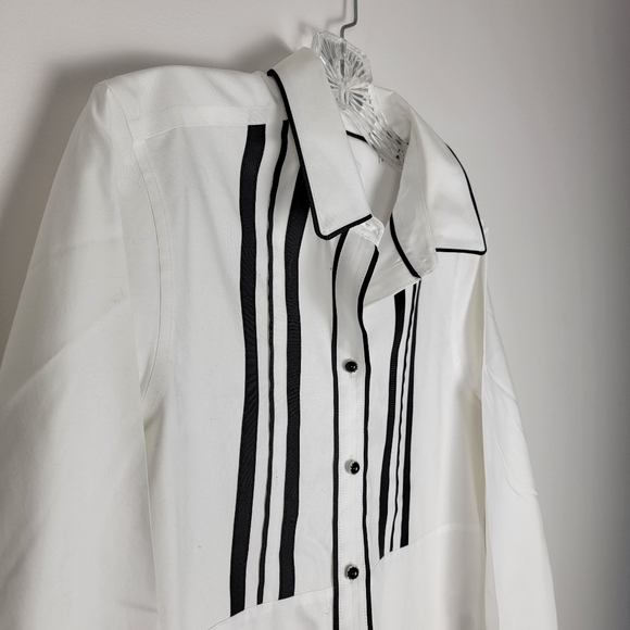 Foxcroft White Blouse Black Accents Crisp Cotton Shirt 10 Wrinkle Free Office - Picture 3 of 8